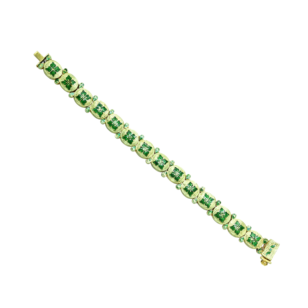 Polki Diamond Bracelet with Oval Green Enamel
